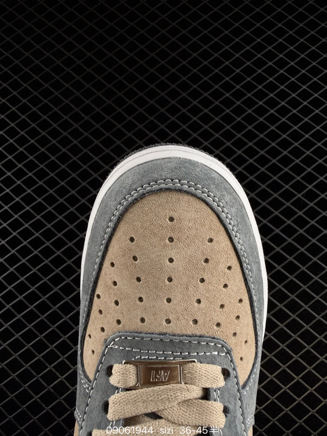 NIKE AIR FORCE 1-DV0788-013